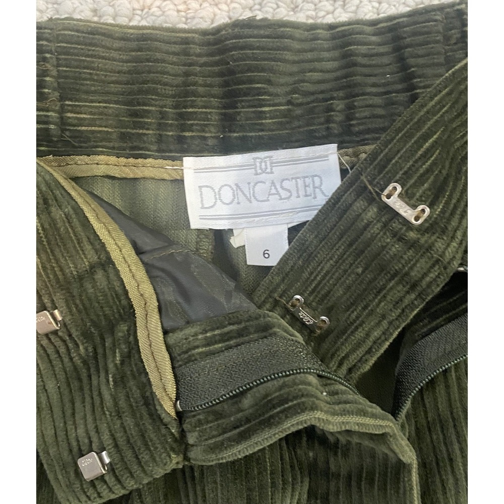VINTAGE Cords by Doncaster. 100% cotton, Olive color. MADE IN THE USA. Size 6 - Picture 2 of 7
